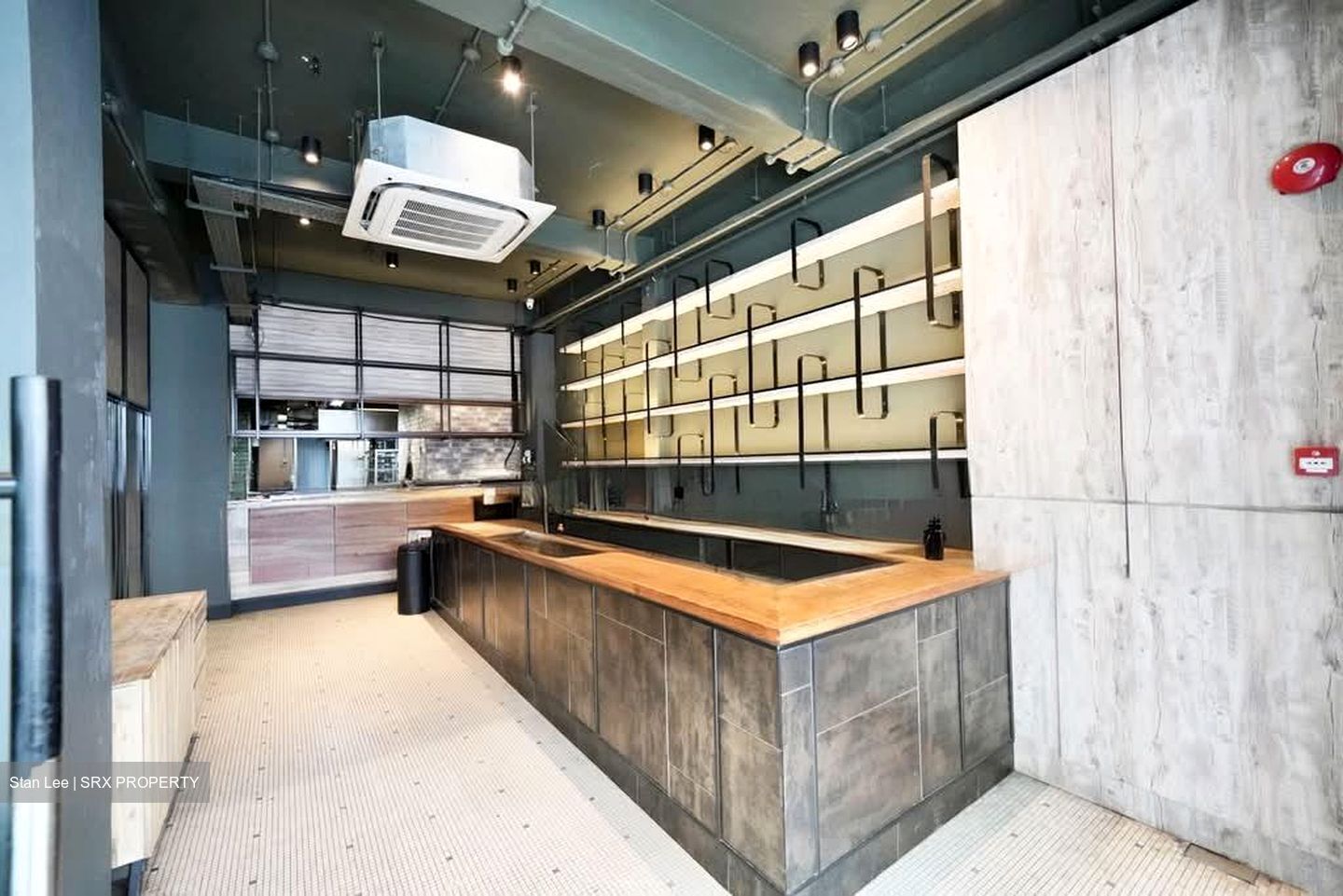Hongkong Street (D1), Retail #609668931